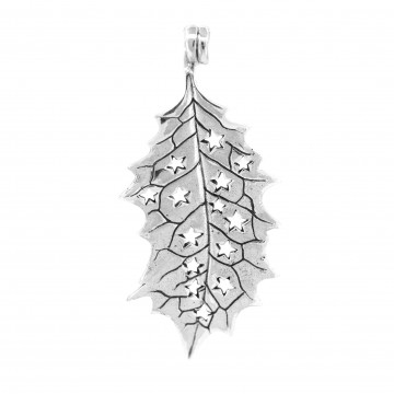 Holly Leaf Pendant